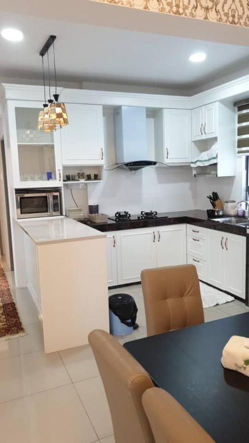 Myhome Meru Ipoh 3Br 7 Pax Exteriör bild